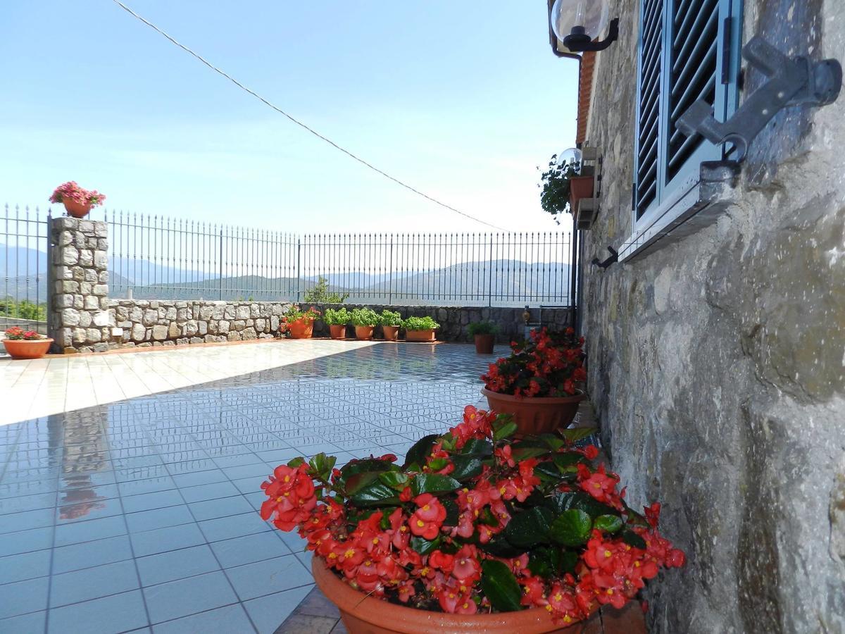 Gasthaus Bel Tempio San Giovanni a Piro Exterior foto